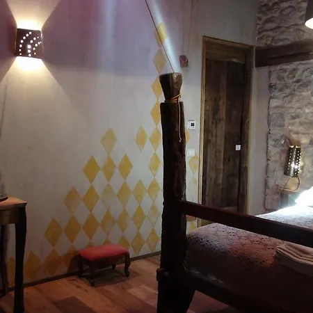 Bed & Breakfast Sasso Erminia R&b Ecosostenibile 3*